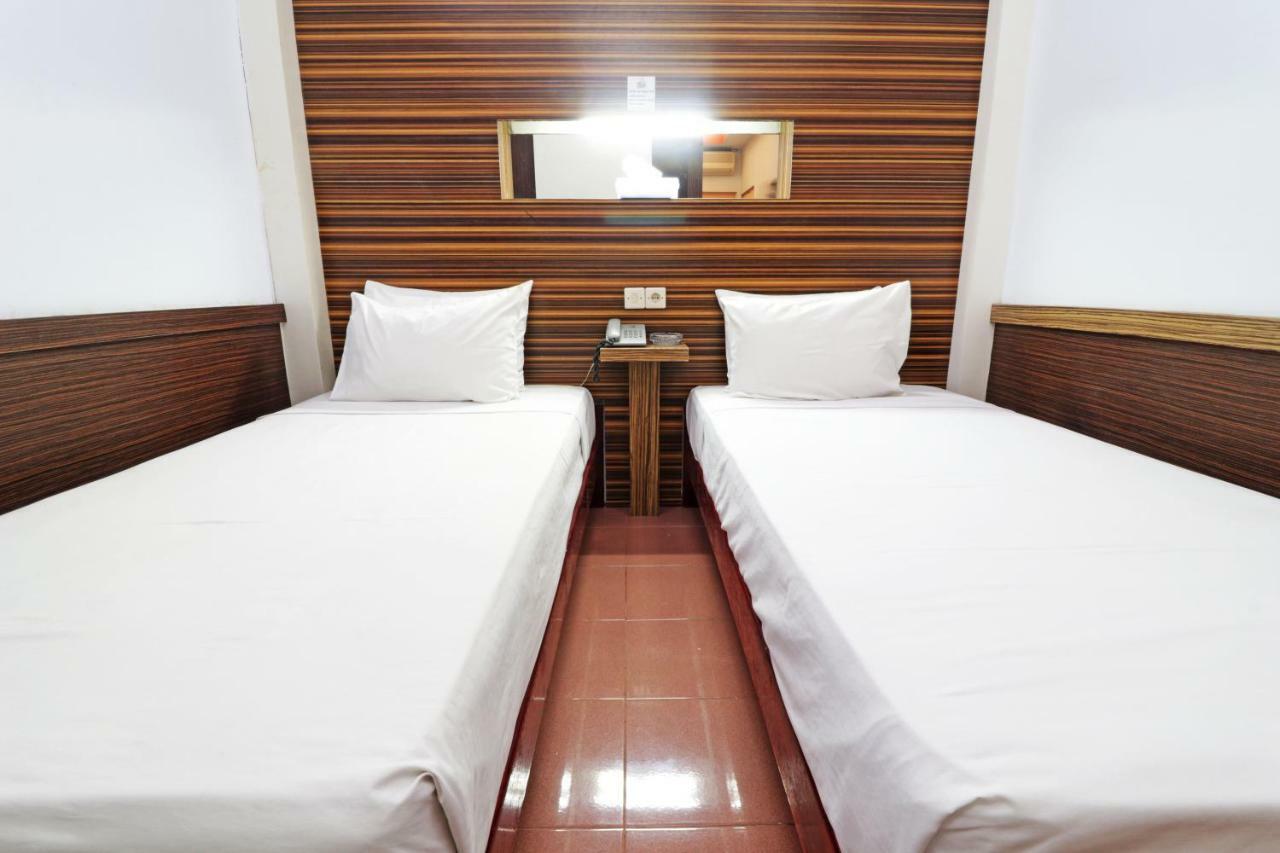 ماكاسار Mutiara Sari Hotel المظهر الخارجي الصورة