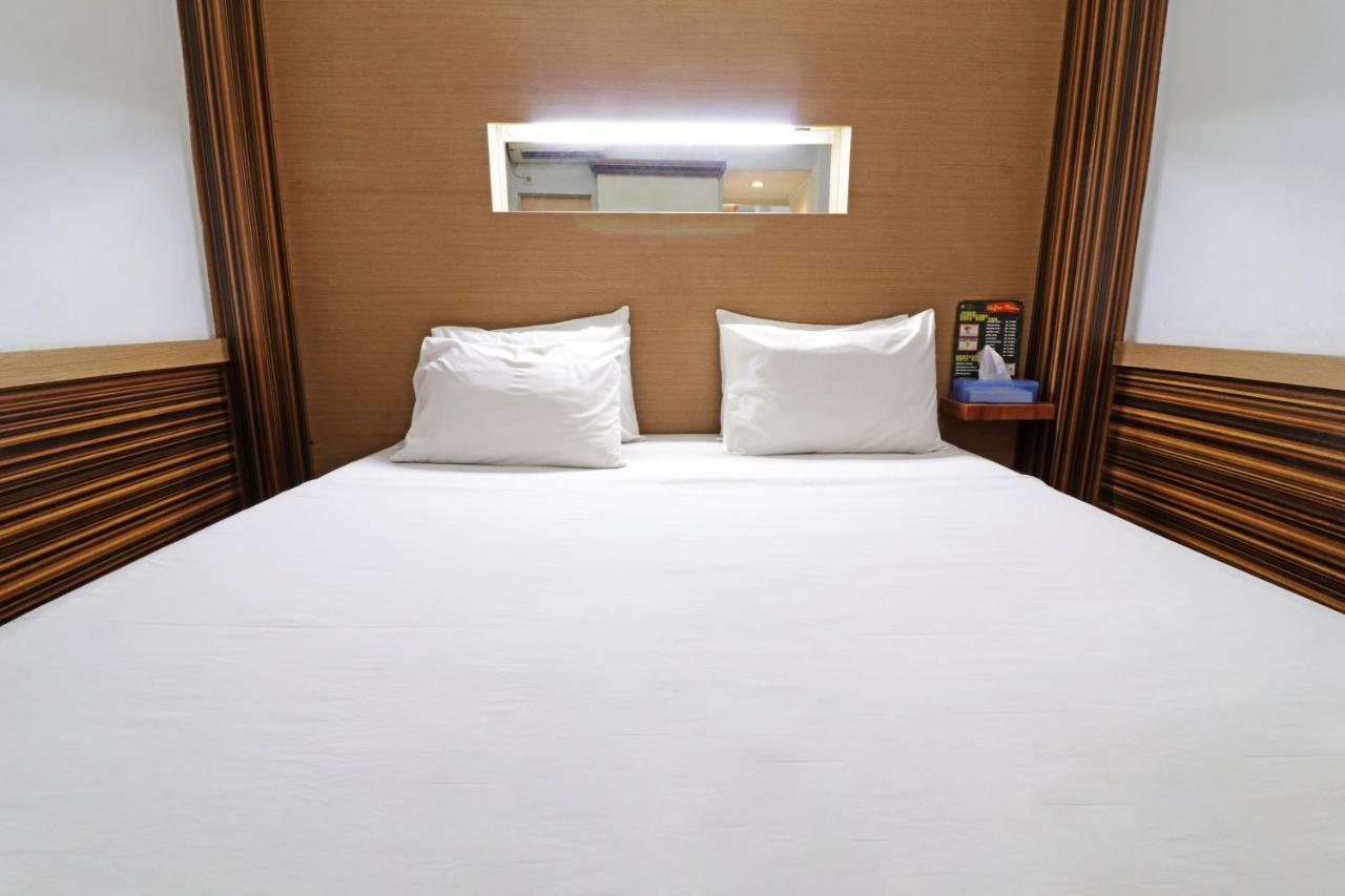ماكاسار Mutiara Sari Hotel المظهر الخارجي الصورة